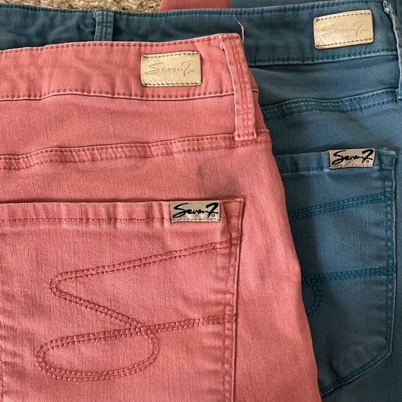 Seven 7 sz 12 (2pair) mid rise tattered ankle skinny jeans. Smoke/Pet free home. - Picture 2 of 4